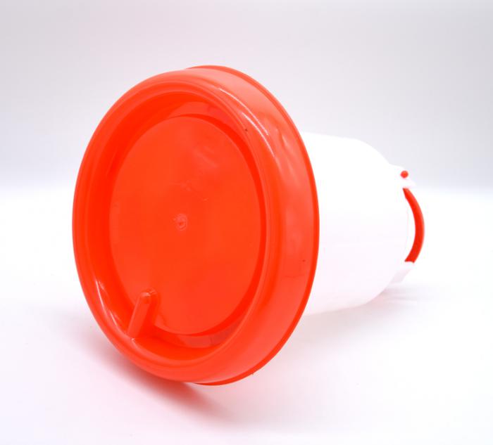 Plastic poultry drinkers